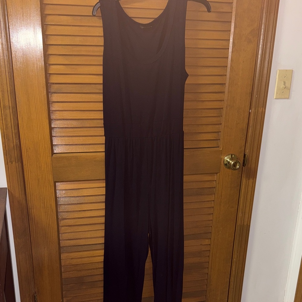 Elegant Navy Blue Sleeveless Jumpsuit